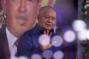Cabello a Trump tras declarar Tren de Aragua como organización terrorista: “Lo apoyamos”