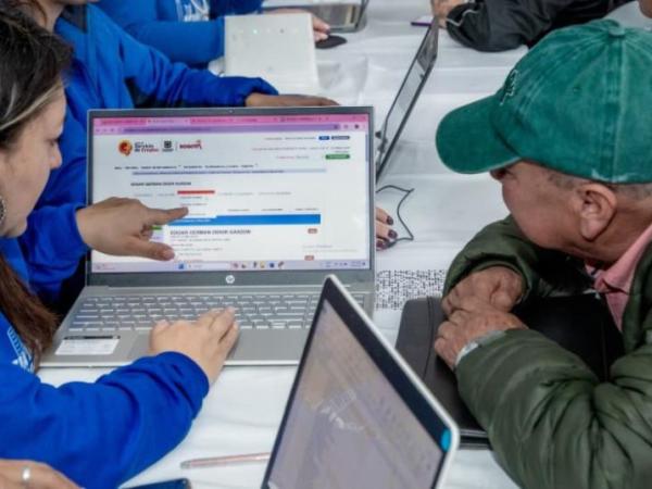 Casi 800 vacantes de trabajo en Bogotá: 300 no necesitan experiencia | Empleo | Economía
