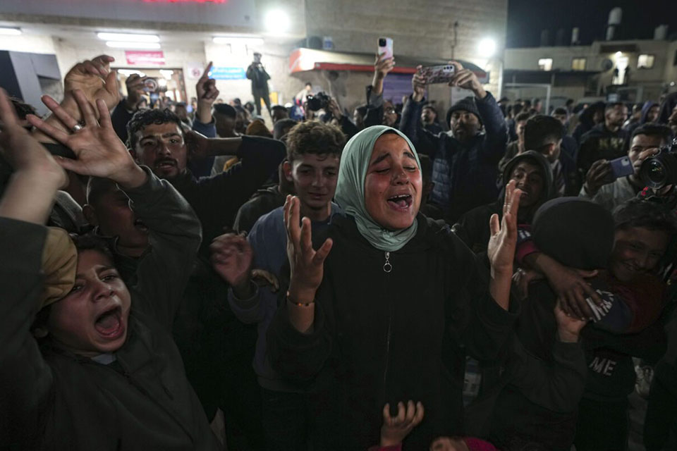 Celebran en Gaza tras acuerdo entre Israel y Hamás