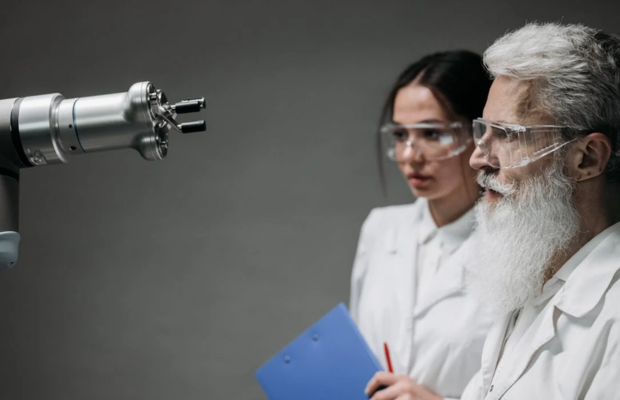 China impulsa el uso de robots para el cuidado de adultos mayores