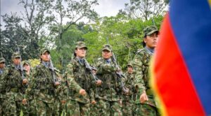 Colombia despliega tropas en frontera con Venezuela