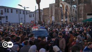 Cuatro muertos en estampida en una mezquita de Damasco – DW – 11/01/2025
