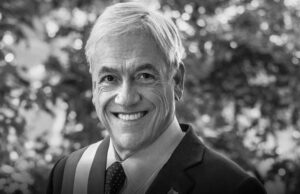 Debate en Chile por propuesta de erigir estatua del expresidente Sebastián Piñera al frente de palacio de gobierno - AlbertoNews