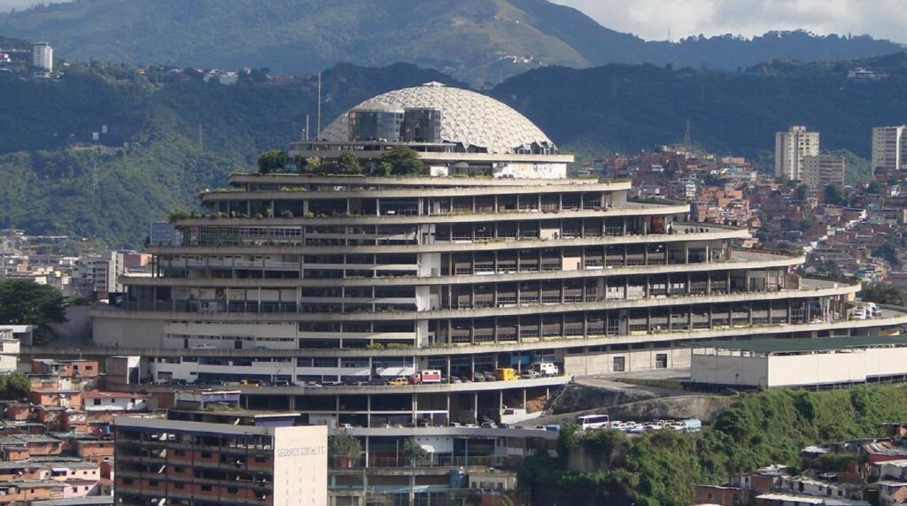 Denunciaron suspensión de visitas a presos políticos en El Helicoide
