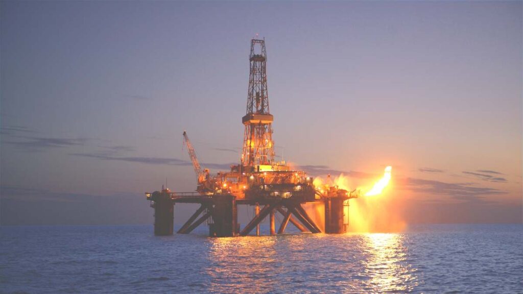 Descubren un yacimiento de petróleo a las puertas de una de las mayores obras de ingeniería del mundo