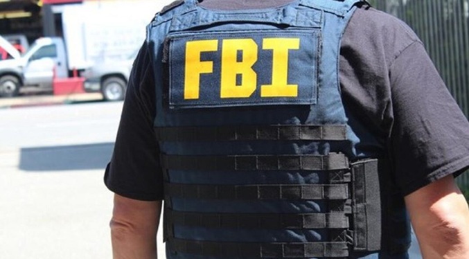 Detienen a funcionario del FBI y otro militar de EE.UU. en el país