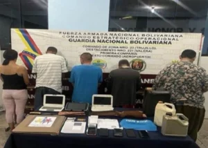 Detuvieron a 13 señalados de planear acciones violentas