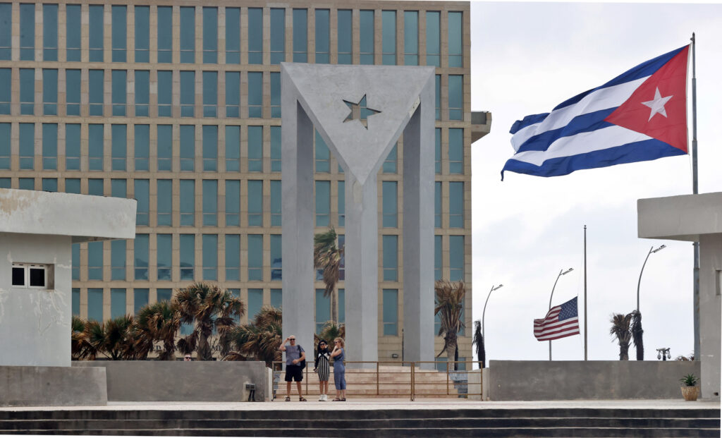 EE.UU. reinstaura y amplía la Lista Restringida de Cuba que veta a ciertas compañías - AlbertoNews