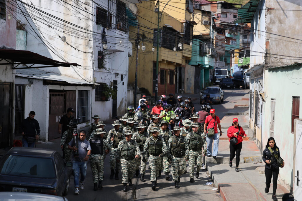 Ejercicios militares de Venezuela intentan mostrar “apresto operacional y fuerza”, según analista
