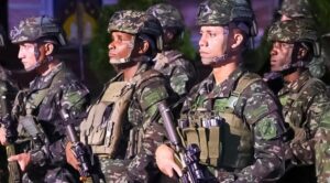 Ejército colombiano lanza ofensiva contra grupos armados