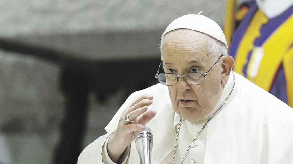 El Vaticano aprobó las directrices italianas para que los homosexuales sean sacerdotes