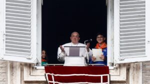 Documento del Vaticano ofrece directrices sobre IA desde la guerra hasta la salud