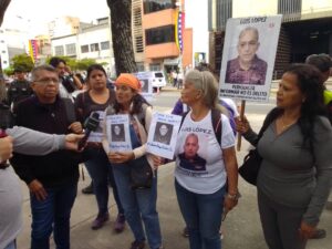 Espacio Consenso junto a otras organizaciones denuncian desapariciones forzadas frente a la Fiscalía