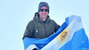Esposa de gendarme argentino preso en Venezuela pide ayuda al fiscal de la CPI