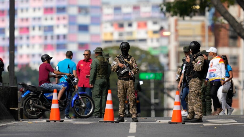 Extranjeros que entren a Venezuela sin autorización del gobierno “serán tratados como invasores”: Jorge Rodríguez