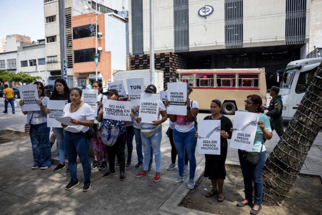 Familiares de presos políticos denunciaron amenazas de cárcel