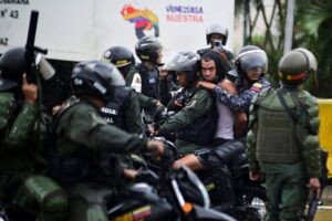 Foro Penal publica lista con 75 detenciones políticas en dos semanas de enero
