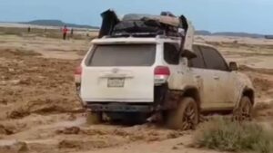Fuertes lluvias dejan a unos 98 turistas atrapados en Punta Gallinas, Alta Guajira
