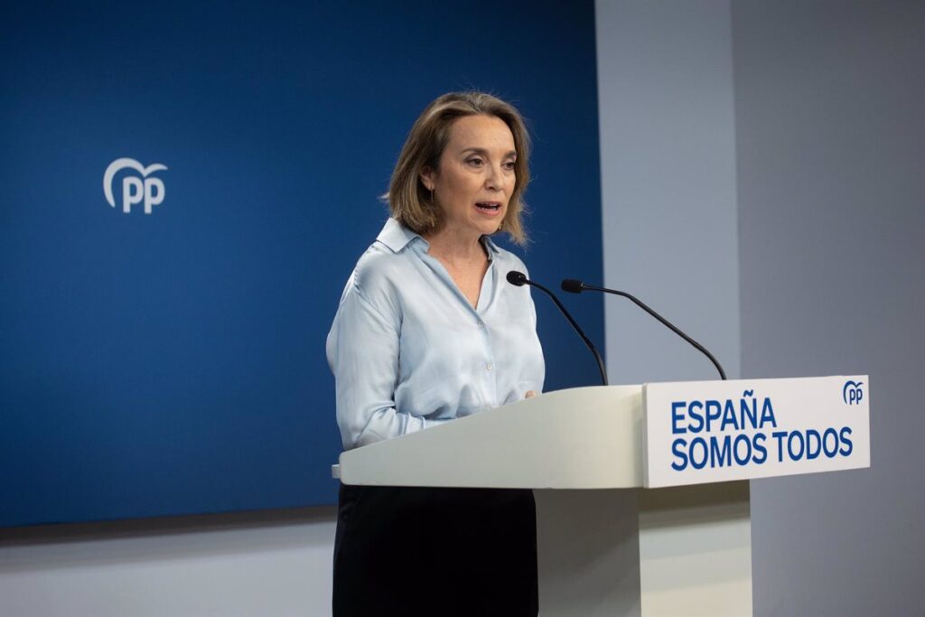 Gamarra critica la "soberbia" de Sánchez por negarse a aprobar la subida de pensiones y ayudas al transporte y la dana