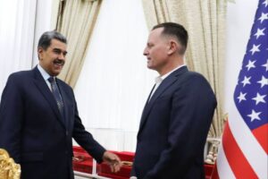 Gobierno de Maduro dice que reunión con EEUU se basó en migración, sanciones y detenidos