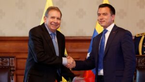 González viaja a Ecuador. Gil llama “enemigo” a Rubio.