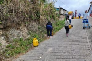 Habitantes de Mérida denuncian irregular llenado de bombonas de gas