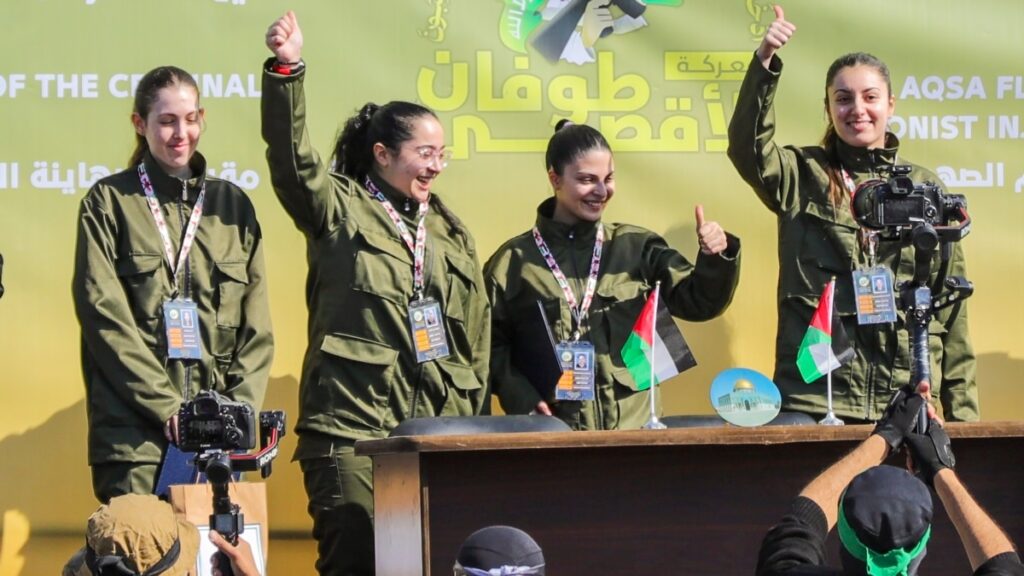 Hamás libera a 4 soldados israelíes por pacto de alto el fuego en Gaza a cambio de 200 presos