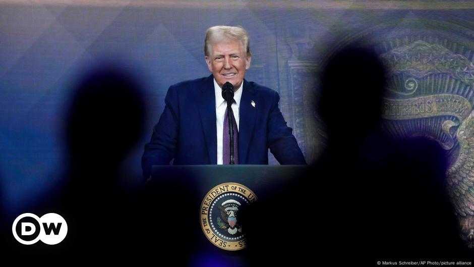 Juez bloquea decisión de Trump de congelar gastos federales – DW – 29/01/2025