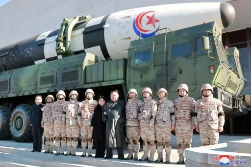 Kim Jong-un llama a fortalecimiento nuclear después de que Trump dijera que busca dialogar - AlbertoNews