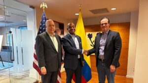 Cancillería de Colombia anuncia normalización de servicio de visas con EEUU
