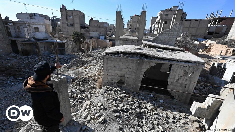La UE aprobó una hoja de ruta para aliviar sanciones a Siria – DW – 27/01/2025