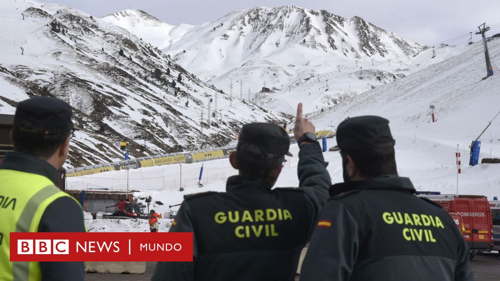 "La gente salió volando en piruetas": el derrumbe de un telesilla en una estación de esquí en España deja 10 heridos