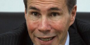 La muerte de Nisman completa una década de dudas y falsas expectativas