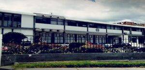 "Libros costosos y nadie los lee", denuncian padres de un colegio en Pasto