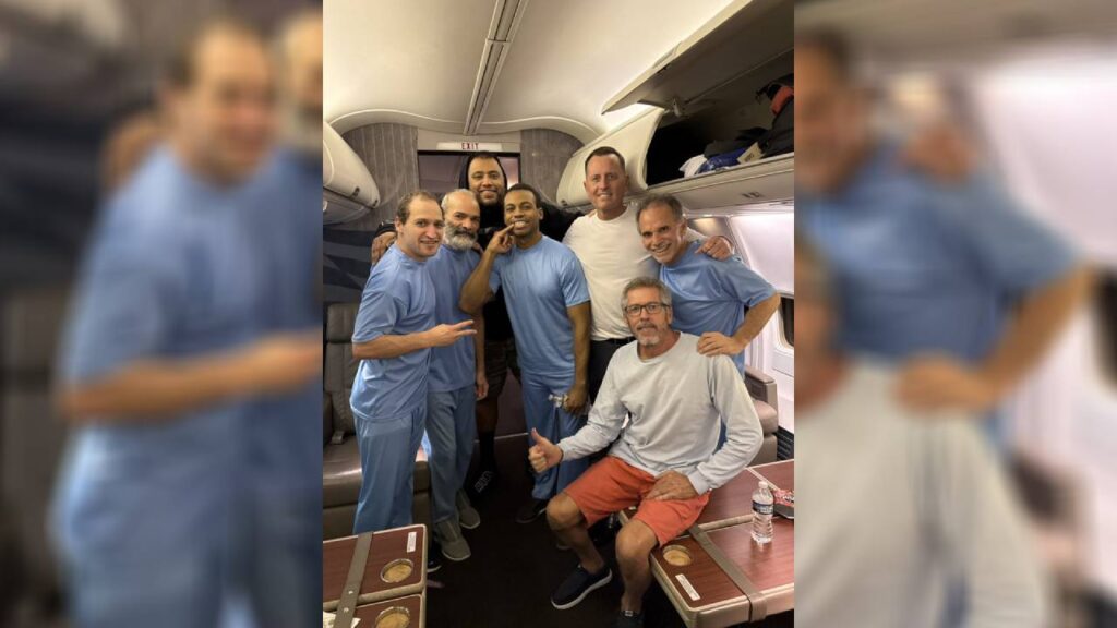 Maduro libera a seis estadounidenses tras visita a Caracas de enviado especial de Trump