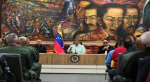 Maduro lidera reunión con Gabinete Ejecutivo y Alto Mando Militar