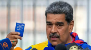 Maduro pide avanzar en reforma constitucional