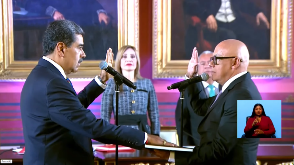 Maduro se juramentó para el período 2025-2031