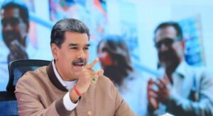 Maduro ordena intensificar la lucha contra la evasión fiscal: “todo el mundo” debe pagar impuesto en Venezuela