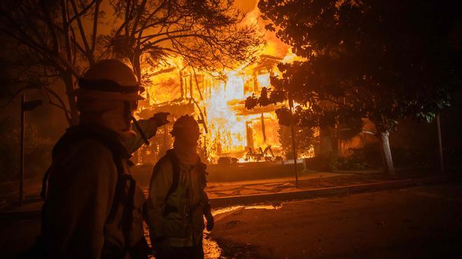 Mapa de los incendios en Los Ángeles: fuegos, víctimas, edificios destruidos, causas, fotos y vídeos