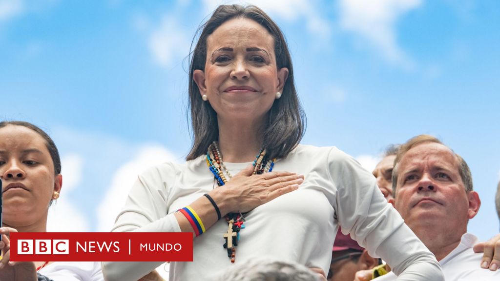 María Corina Machado: "Maduro tiene por delante la decisión sobre su final. Si pretende quedarse por la fuerza, se encontrará con una situación tremendamente adversa"