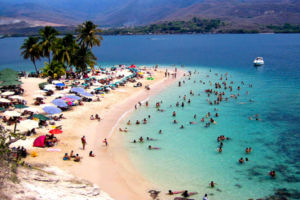 Más de 15.000 turistas de Polonia han visitado la isla venezolana Margarita desde 2023 - AlbertoNews