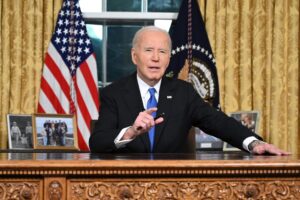 "Me preocupa la peligrosa concentración del poder en manos de personas pocas y ricas": Joe Biden en su último discurso como presidente de Estados Unidos - AlbertoNews