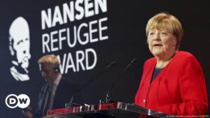 Merkel critica a su partido por cooperar con la ultraderecha – DW – 30/01/2025