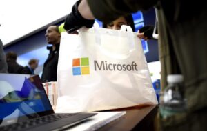 Microsoft planea invertir 80.000 millones de dólares en centros de datos para IA en 2025 - AlbertoNews