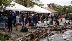 Migrantes denuncian retención ilegal para cruzar la selva del Darién