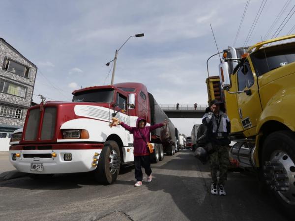 Mintransporte instala mesa de trabajo con transportadores de carga y pasajeros | Gobierno | Economía