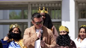 Noboa nombra a presidenta interina en Ecuador para poder hacer campaña
