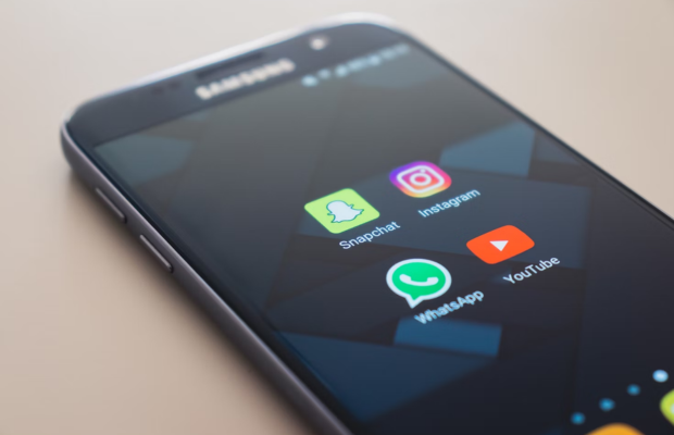 Nueva función: WhatsApp permite buscar mensajes por fecha