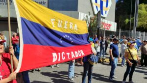 Oposición recuerda que los ciudadanos tienen derecho a manifestar